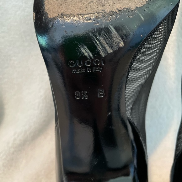 Vintage Gucci pumps. Black patent leather with iridescent green heel. Authentic - Picture 5 of 5